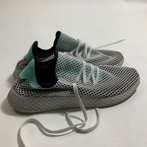 Adidas Deerupt Trainers mens Size 12 US White With Green Detail